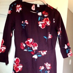 Brand new maroon floral pencil dress.
